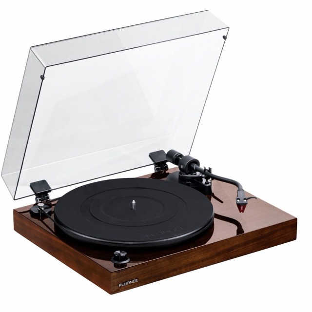 Fluance RT83