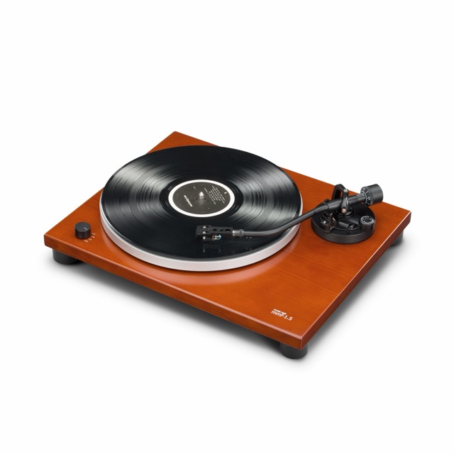 Music Hall MMF-1.5 turntable
